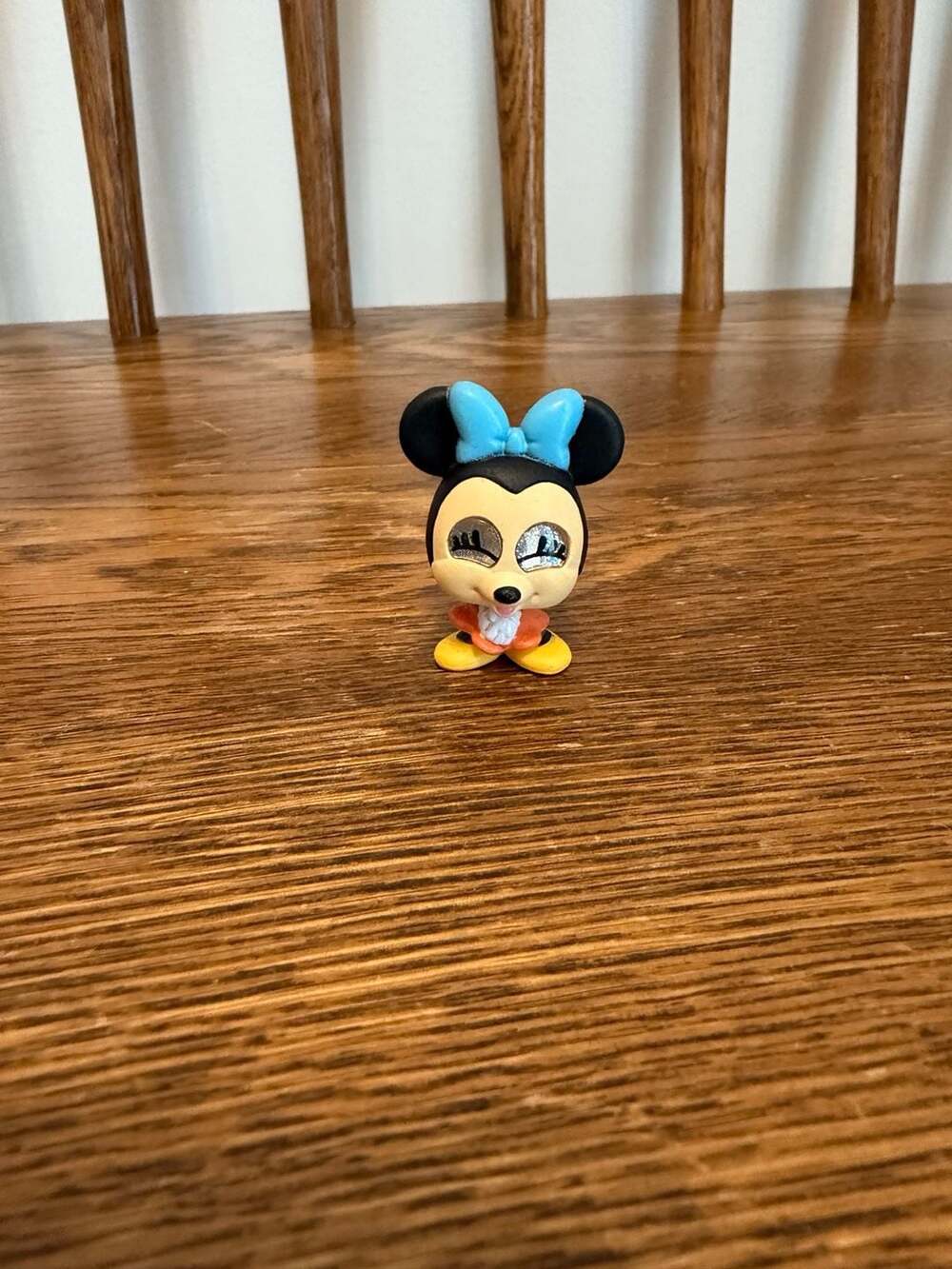 Disney Minnie Mouse Glitter Eyes Mini Figure